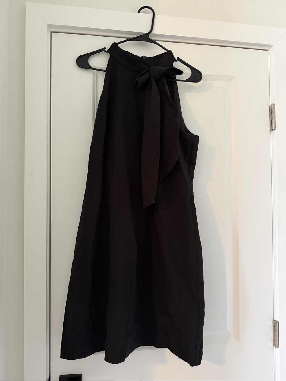 Vince Camuto Black Bow Neck Sleeveless Shift Dress Size 14 - Picture 1 of 3